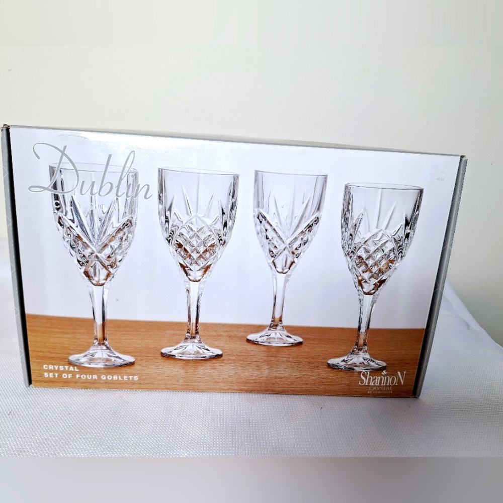 Shannon Crystal by Godinger "Cheers to The Irish" Set of four crystal goblets.